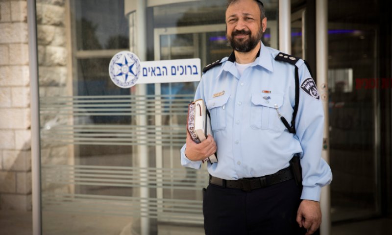 רב המשטרה בפסק הלכה מהפכני: "אין איסור"