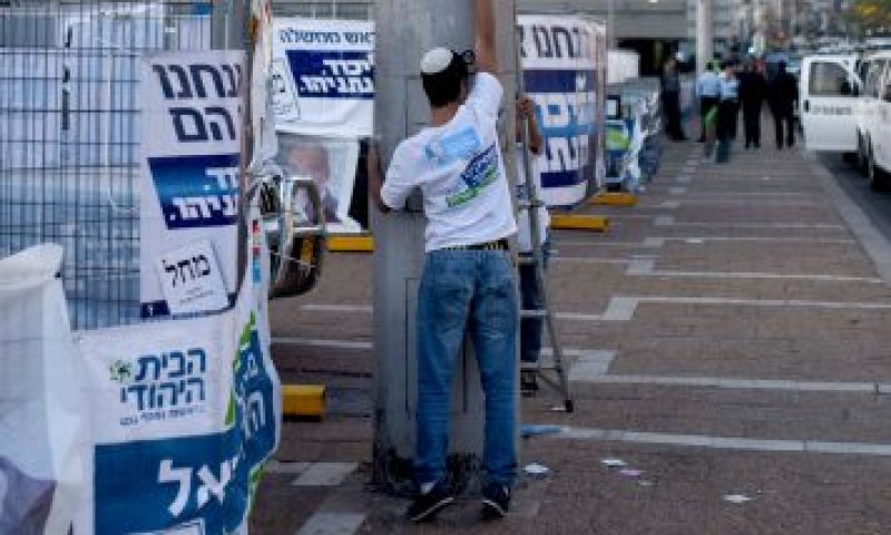 בוגר נוער גוש קטיף יוזם: מגייסים 61 לגוש הימין