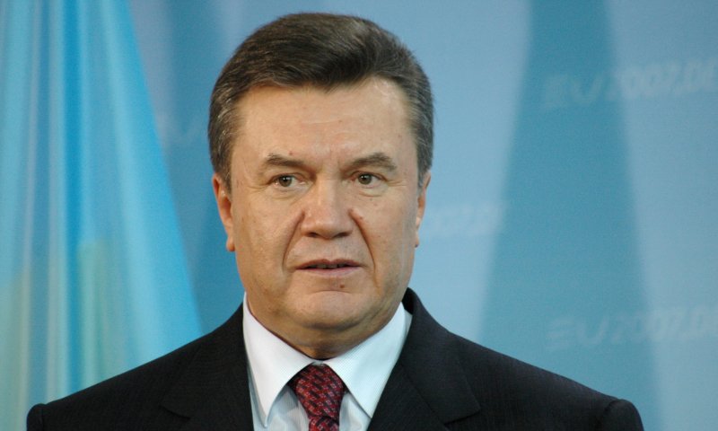 נשיא אוקראינה לשעבר בעד פוטין: "עצרו את הלחימה"