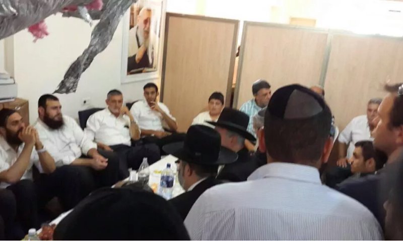 לקראת פיוס? דרעי בניחום אבלים אצל אלי ישי