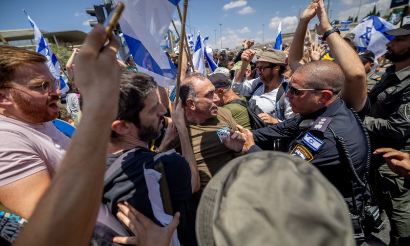 מארגני המחאה טוענים: מעל 50 מפגינים נעצרו