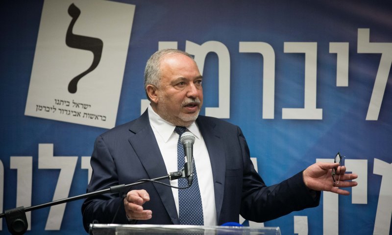 ליברמן על המתווה החדש: "לא גמישות, זאת רמאות"