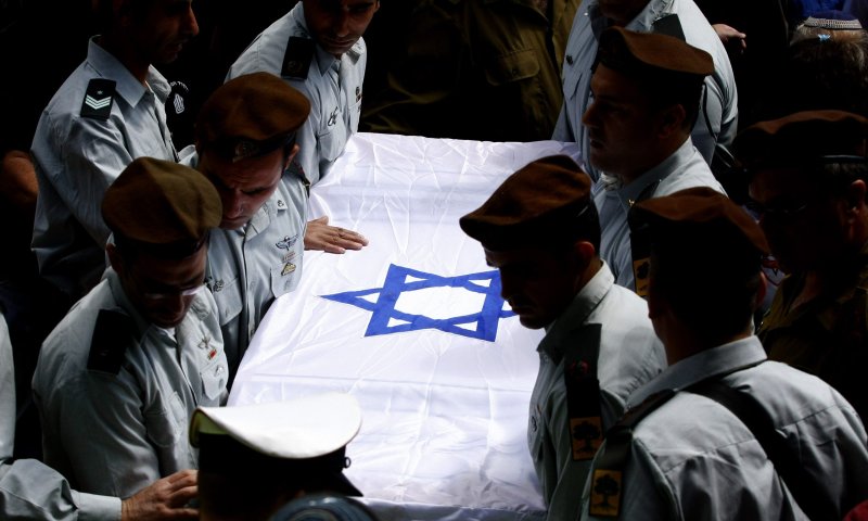 עם הגעת החללים יתקיים טקס קצר. כך הוא יתנהל