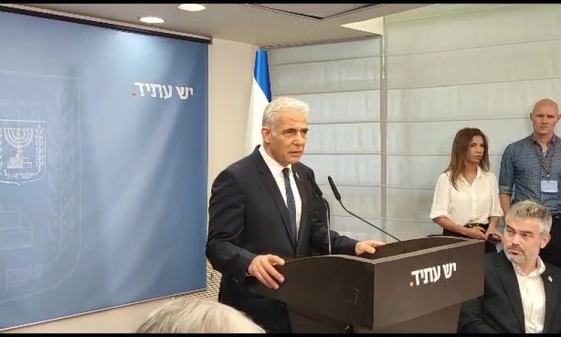 יאיר לפיד: 'אזרחי ישראל קורסים בגלל יוקר המחיה'