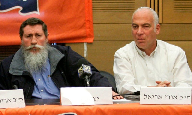 הרב טרופר לכצל'ה: מי שרוצה אחדות שיצטרף לפריימריז