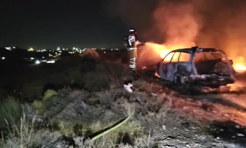 הצתת הרכבים בבת עין: צה"ל החל במבצע בכפר צוריף, חשודים נעצרו