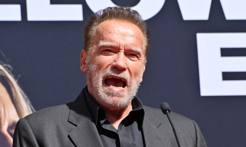 מפתיע: כוכב הקולנוע הרפובליקני הודיע על תמיכה בהאריס