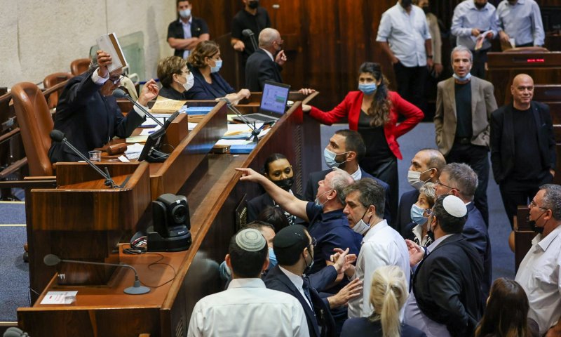 התקשורת מגיבה לדרמה: "יש יותר פולישוק מזה?"