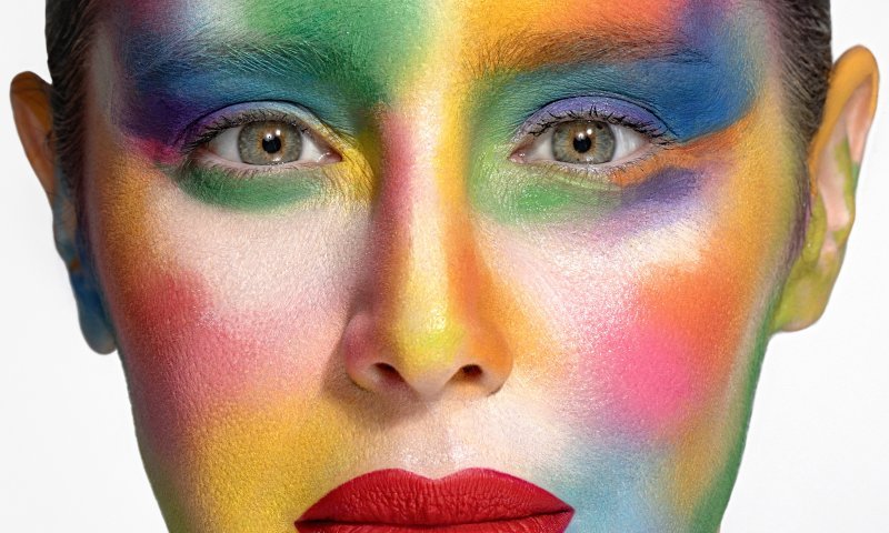 איה כורם מוציאה את האלבום המלא: 2022