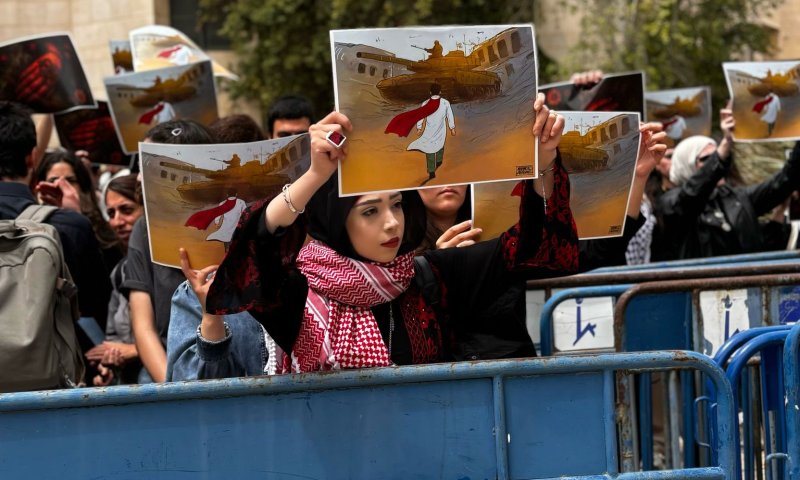 הפגנה פרו פלסטינית בתוך האוניברסיטה העברית | צפו