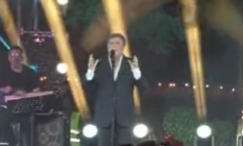 יהורם גאון הטיח בקהל: "מה שאתם עושים זו בושה". צפו