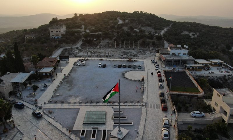 דגל אש"ף מעל בירת ממלכת ישראל