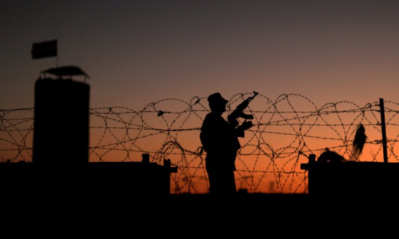 מצרים מציעה: להסיר חלקית את הסגר על עזה