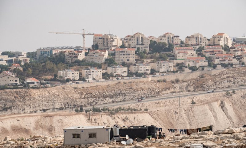 דיווח: ריבונות מינוס; תוחל תחילה רק על מעלה אדומים