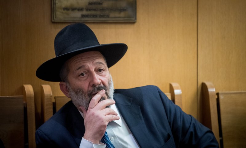 סקר ערוץ 10: ש"ס לא עוברת את אחוז החסימה