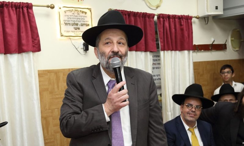 במקום יצחק פינדרוס: זה המועמד החדש באלעד