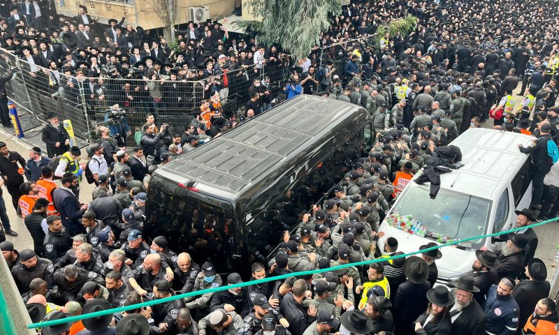 פטירת הרב קנייבסקי אינה סוף עידן