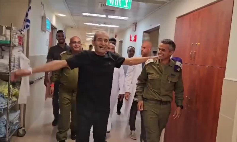 "רוב היום קראתי בקוראן": החטוף פרחאן משחזר את ימי השבי