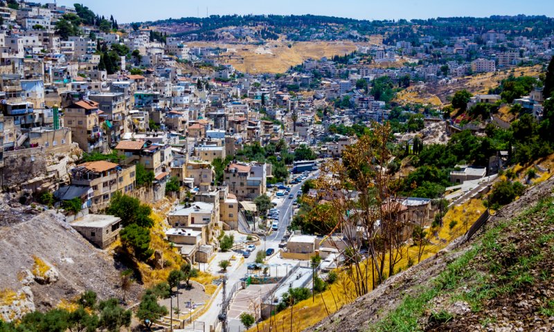 לפני ביקור ביידן: לפיד הסיר תכנית לבניה במזרח י-ם