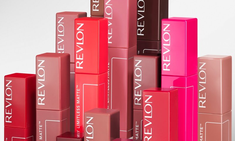 גימור מאט וקלילות לאורך היום: רבלון משיקה שפתון חדש