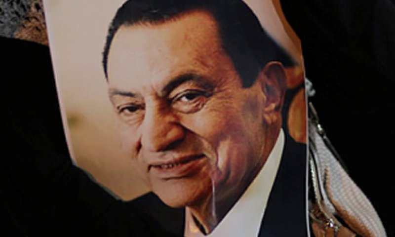 מובארק מרוצה: נגדי הפגינו הרבה פחות אנשים