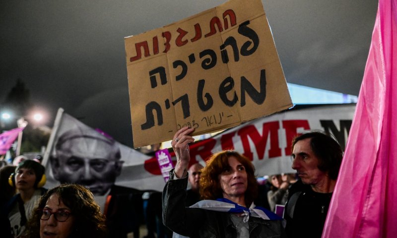 קץ הדמוקרטיה? בכיר פורום קהלת עושה סדר באולפן