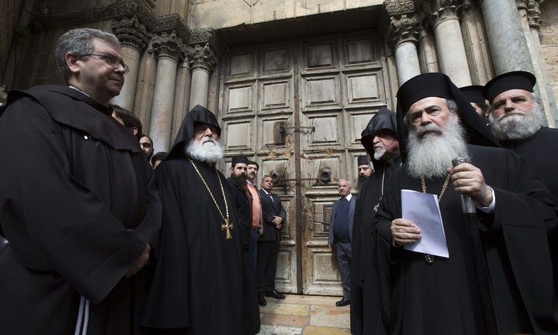 נתניהו קובר את תשלום הארנונה של הכנסיות בועדה
