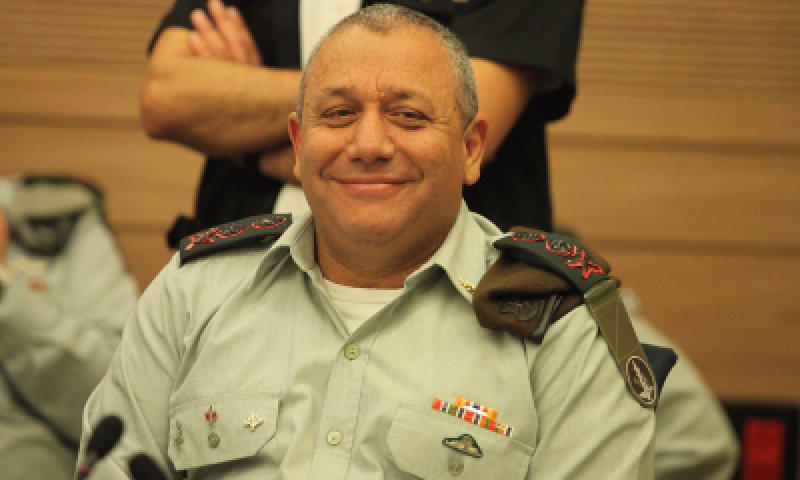 אייזנקוט מטיל פצצה: 'להוציא את גל"צ מהצבא'