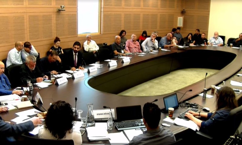 שכר המינימום יעלה ל- 5,300 שקלים &bull; הנכים מחו