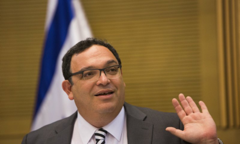 רבנים נגד פירון: ביטול הבגרויות הרסני לחינוך היהודי