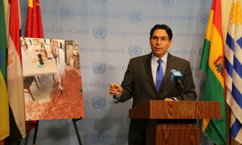 דנון הציג תמונה במהלך נאומו וזעזע את הנוכחים