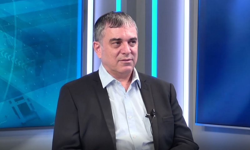 הכרזה על פילבר כ"עד עוין" &ndash; מה זה אומר? | עושים סדר