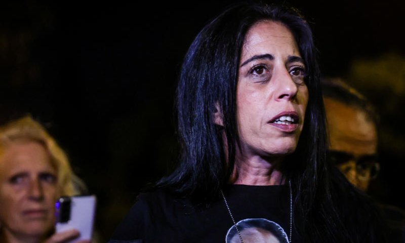 עינב צנגאוקר לשוטרים: "תתרחקו, אני אצית את עצמי"