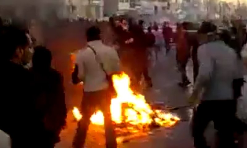 הפגנת ענק בטהרן: "מוות לישראל ולאמריקה"