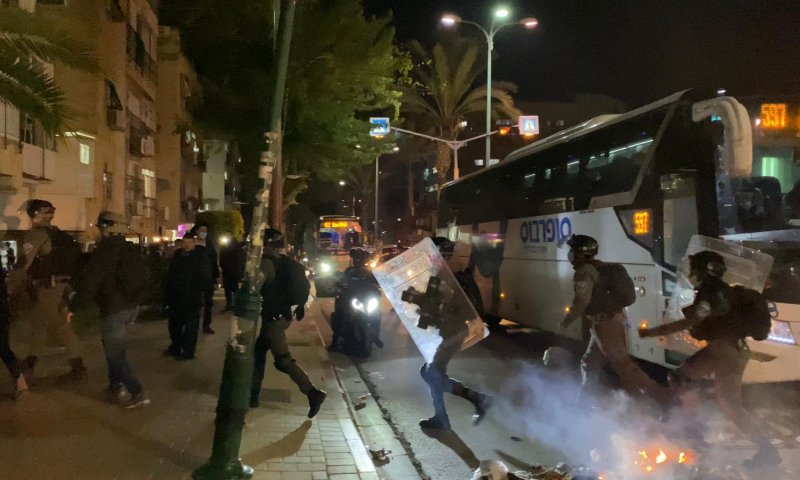 איך להתייחס להתנגשות בין המשטרה לחרדים?