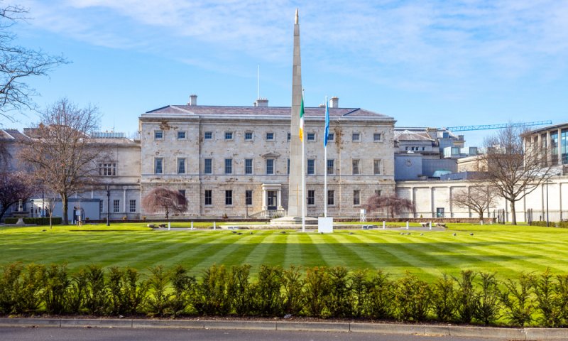 בעקבות הלחץ: אירלנד לא תשנה את שם "פארק הרצוג"