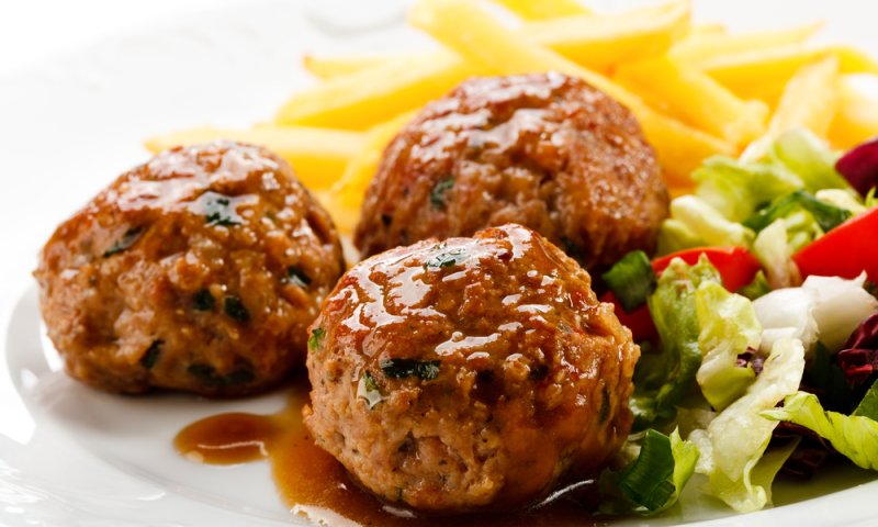 חריפות אש: קציצות בשר מזרחיות