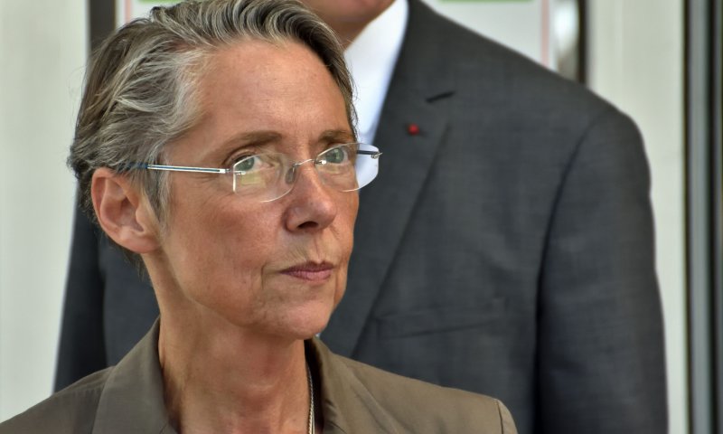 ראש ממשלת צרפת החדשה: בת לאב יהודי