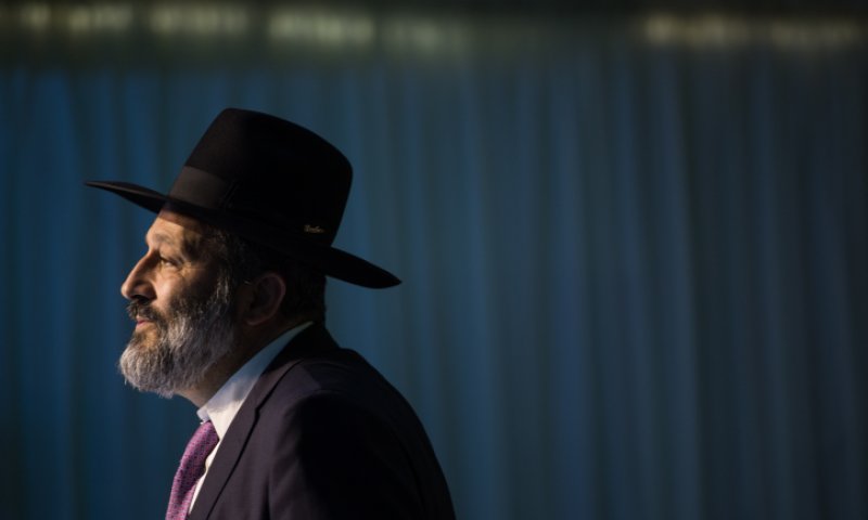 מביך: מי עמד מאחורי הקמפיין להחזרת דרעי לש"ס