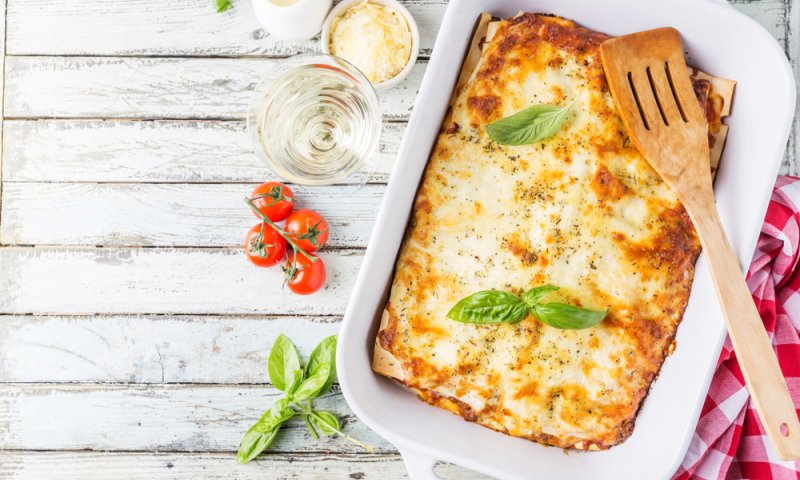 אל תפספסו: כך תכינו לזניה אדירה ממצות. צפו