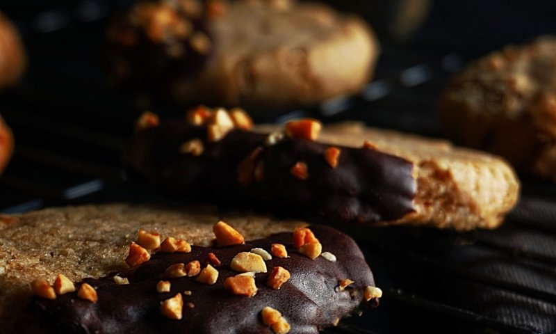 לכבוד ט"ו בשבט: מתכון לעוגיות אגוזי לוז