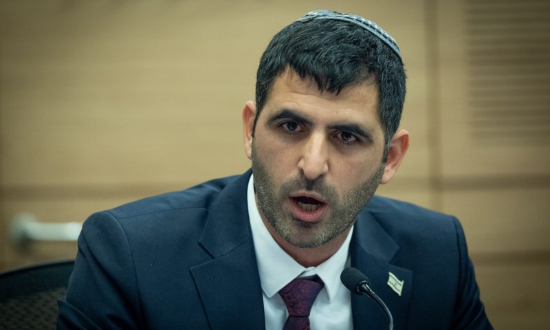 השר קרעי עונה לביטן: "חושב שאנחנו בשוק או בפרלמנט שישי שלו"