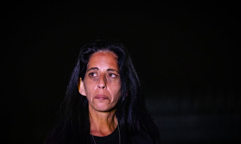 אם החטוף תוקפת: "נתניהו ממשיך במסע היח"צ שלו"