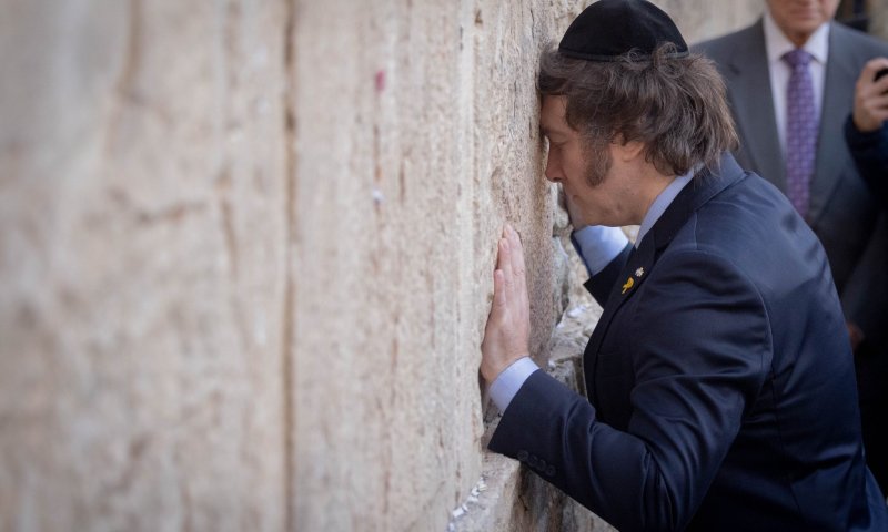 דיווח: נשיא ארנגטינה דחה את ביקורו המתוכנן בישראל