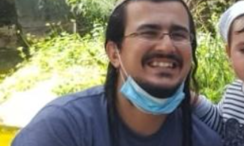 שנה לאסון: "הוא נוכח בחיים אבל אי אפשר לחבק אותו"