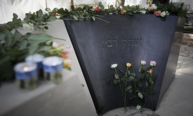 בני"שים סירבו לבקר בקבר רבין ונמלטו מהבסיס