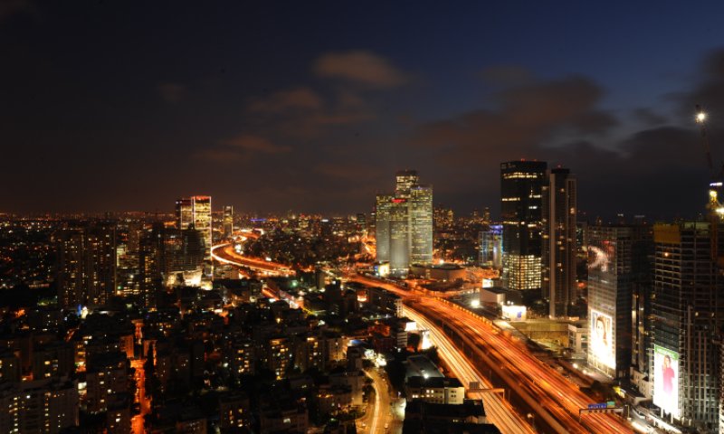 צה"ל מאשר: רקטות נורו מעזה על תל אביב