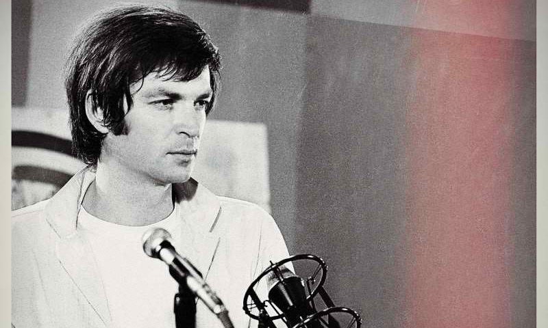 מרגש: תקליטים נדירים של אריק איינשטיין נחשפו &bull; צפו