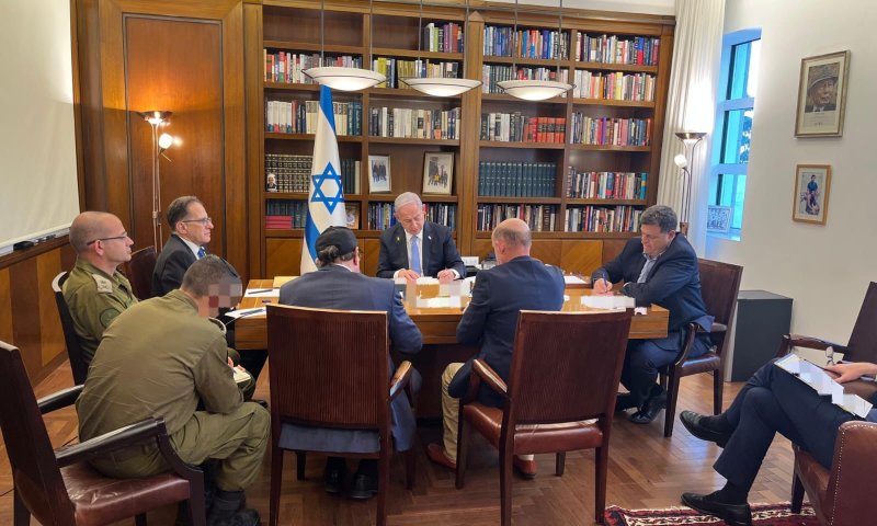 בכירים: פעולה קטלנית באיראן, גם במחיר נפילת בניינים