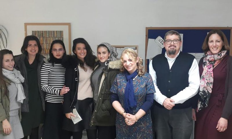 הצעירים הסרוגים לא רוצים לעבוד בשירות המדינה